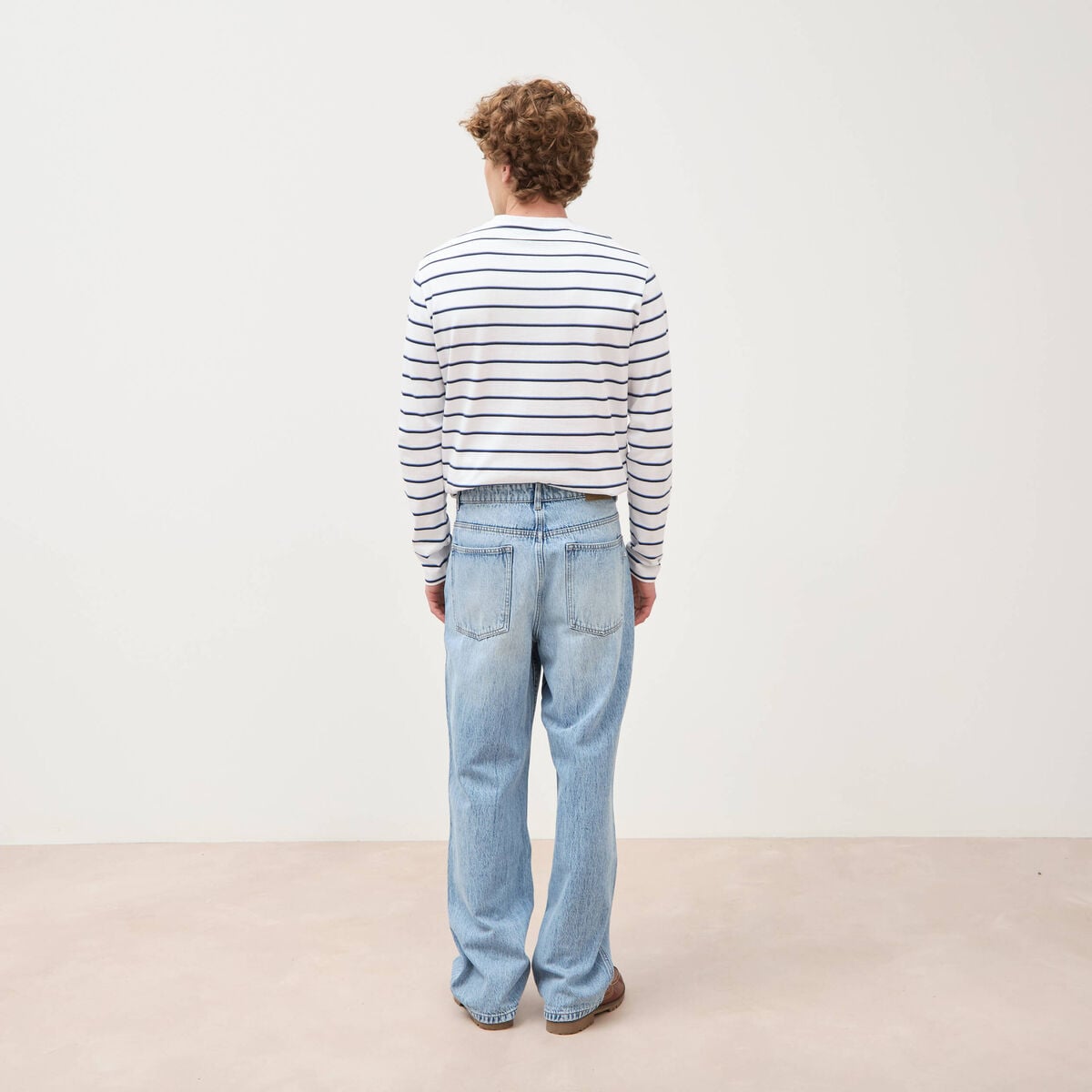Jeans loose longueur 34 en coton denim snow bleach homme