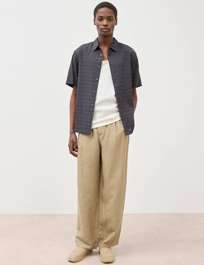 D&eacute;bardeur col rond en coton ecru homme
