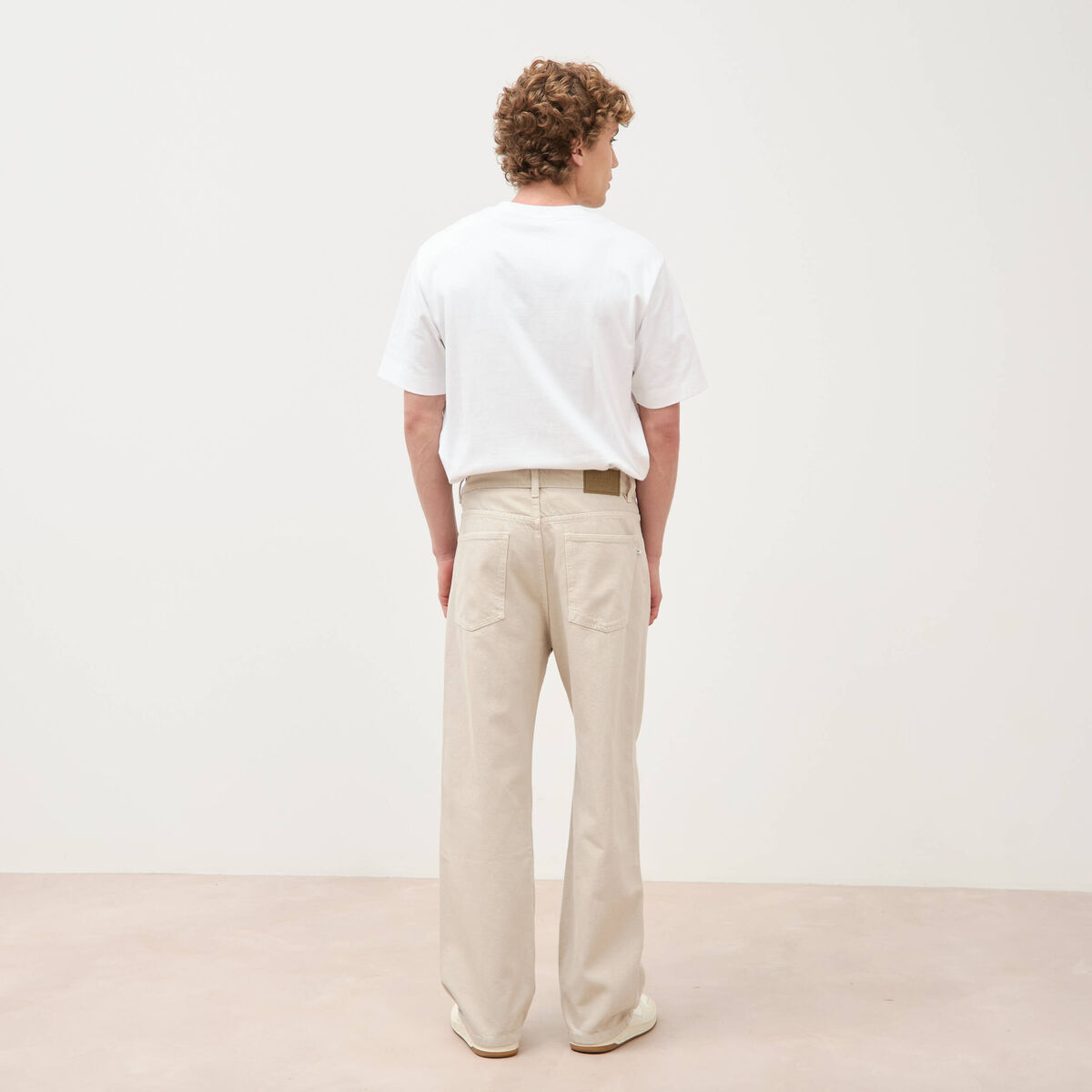 Jeans large 5 poches longueur 32 beige homme