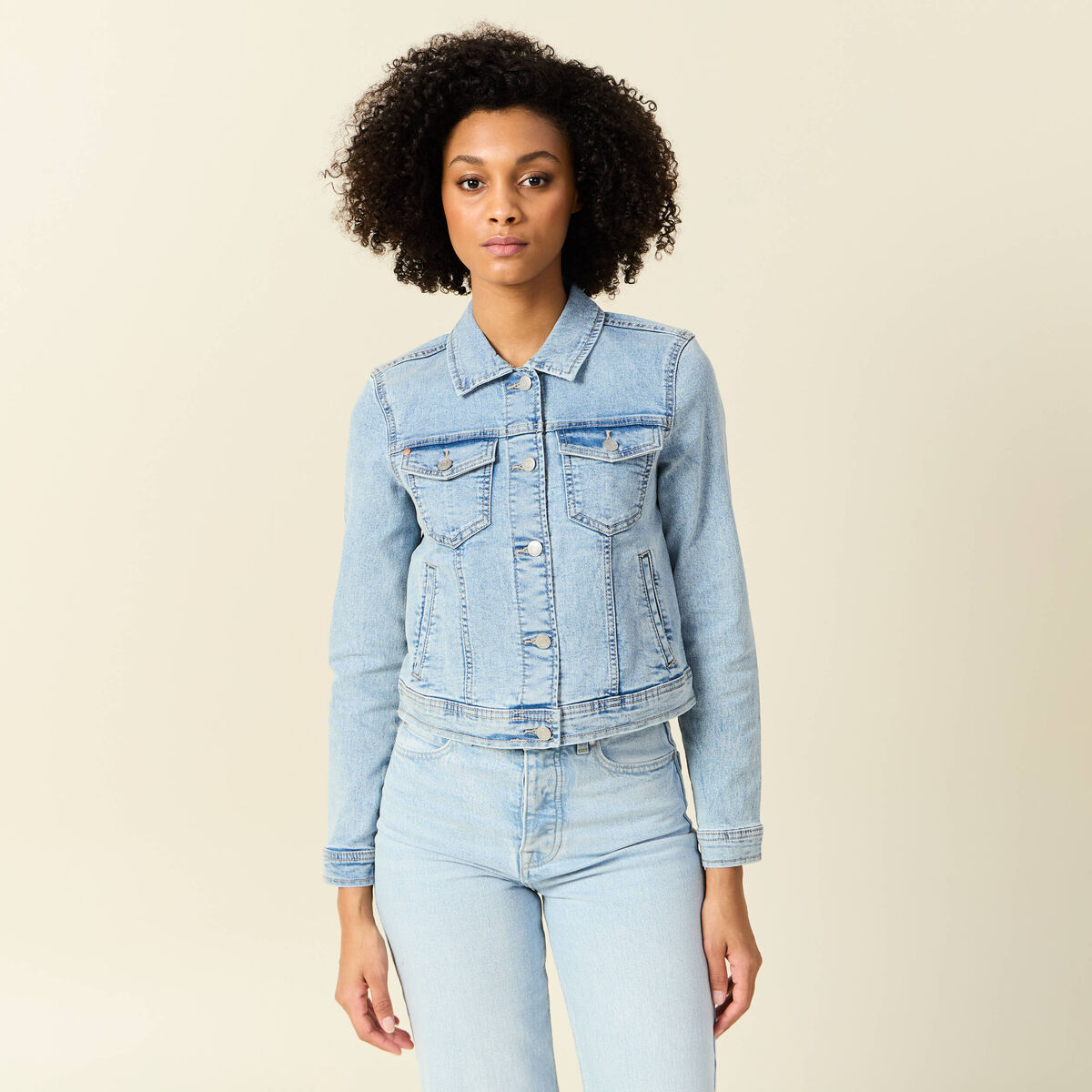 Blouson en jean denim bleach femme