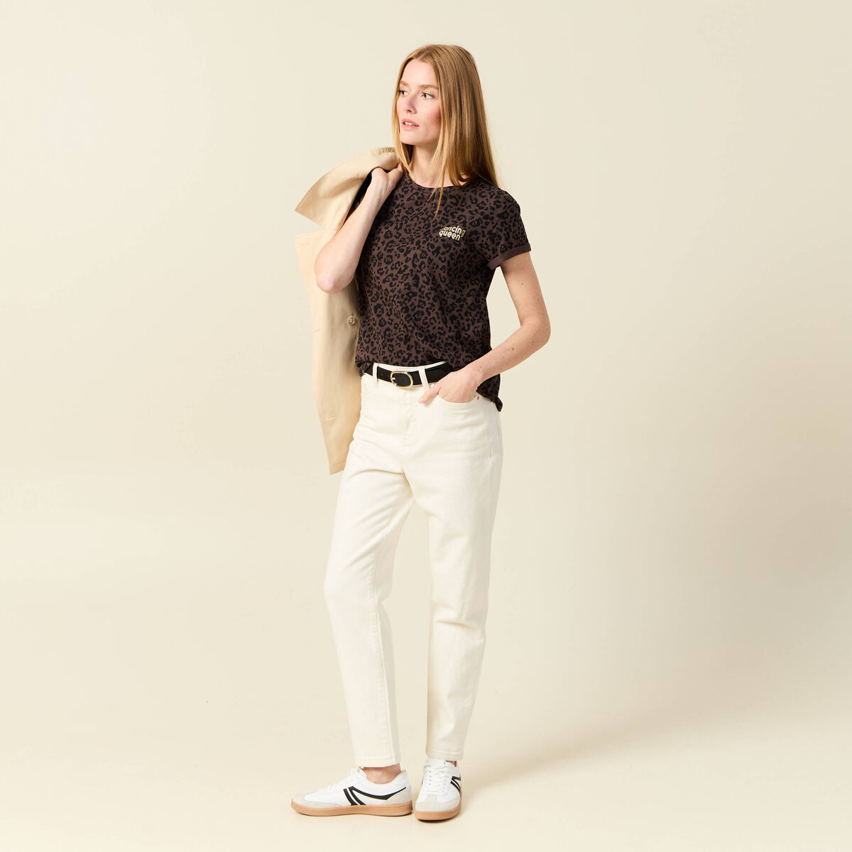 T-shirt manches courtes marron foncé femme
