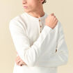 T-shirt cintr&eacute; en coton manches longues ecru homme