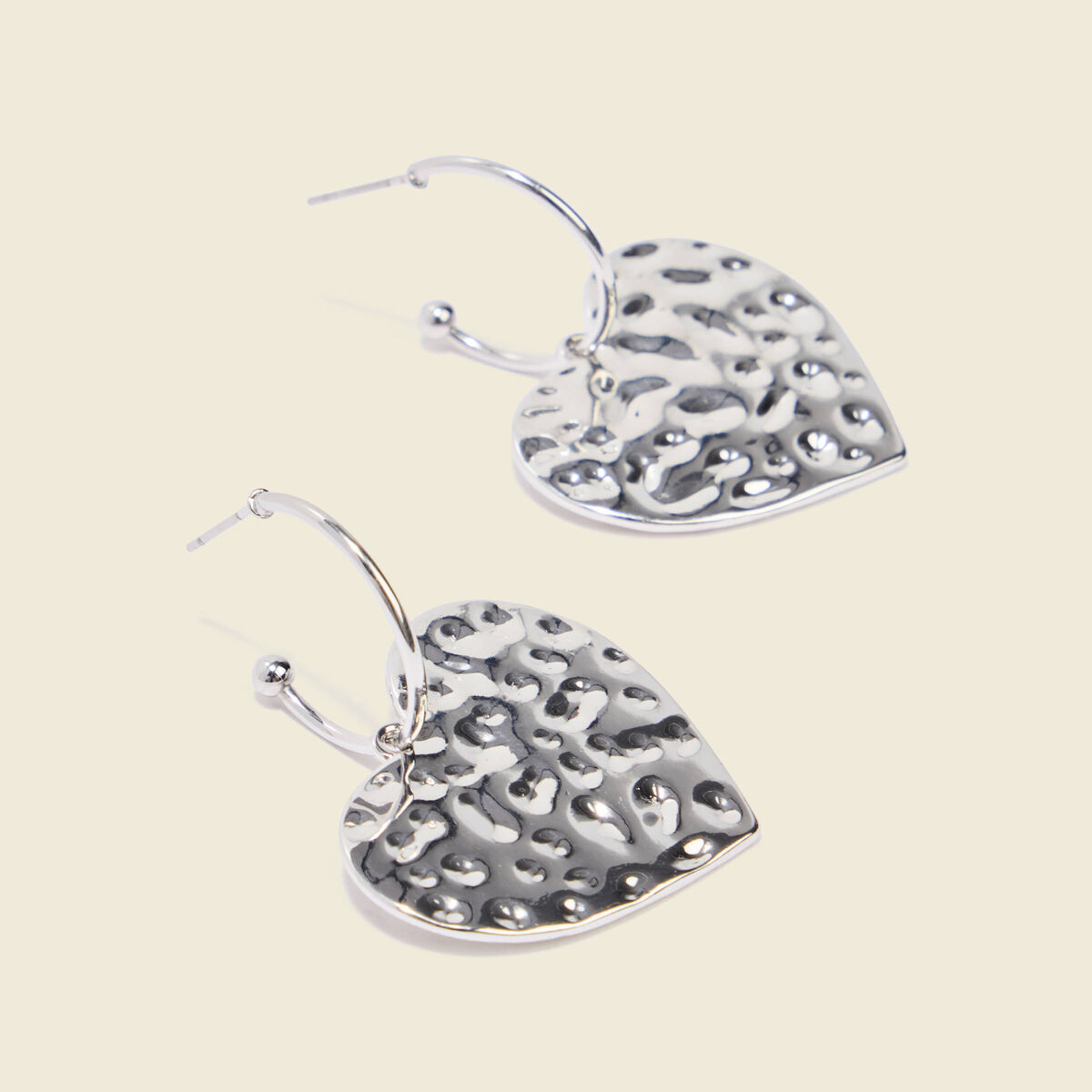 Boucles d'oreilles couleur argent femme