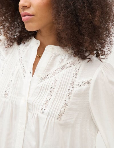 Blouse ajour&eacute;e col rond manches longues ecru femme