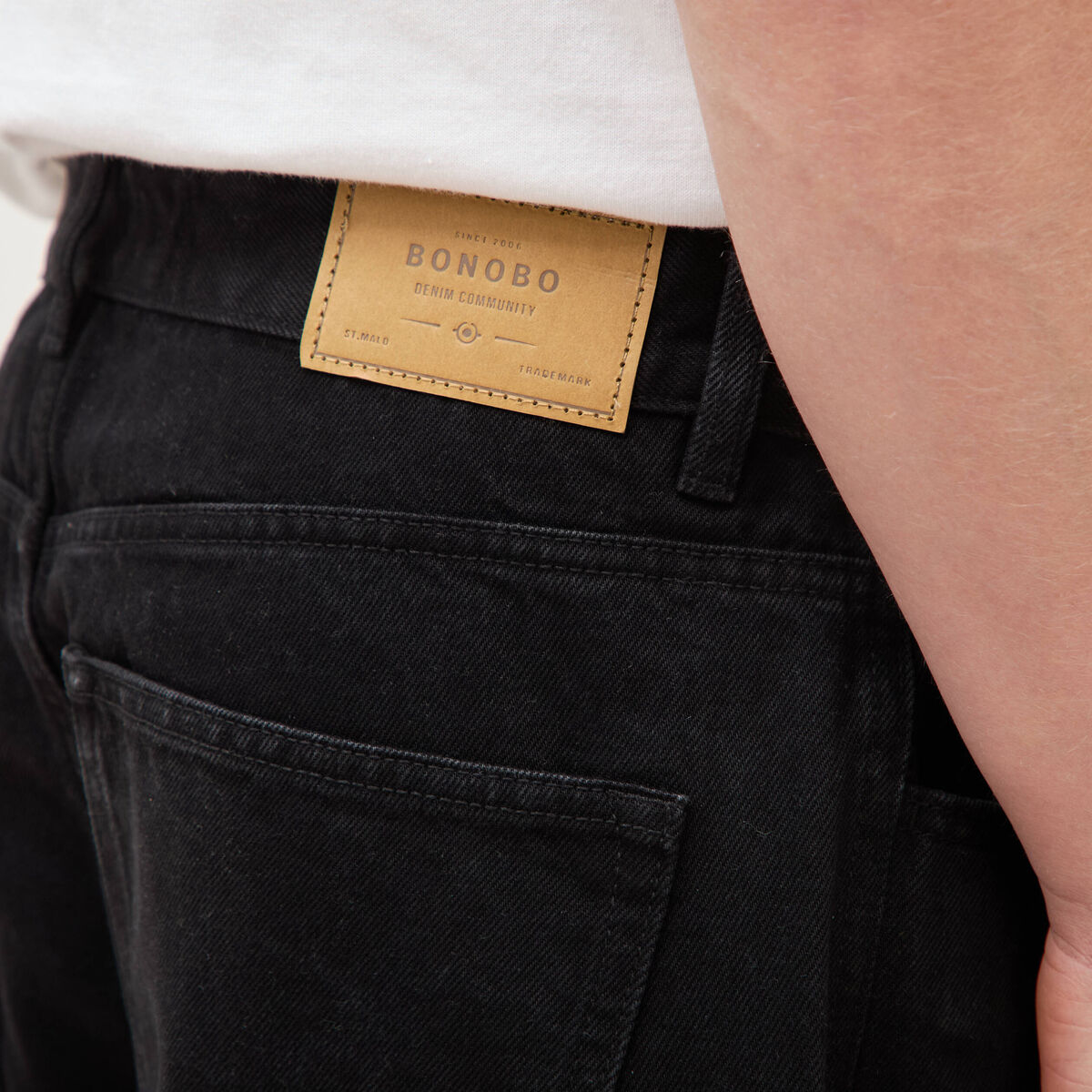 Jeans large relaxed denim noir homme
