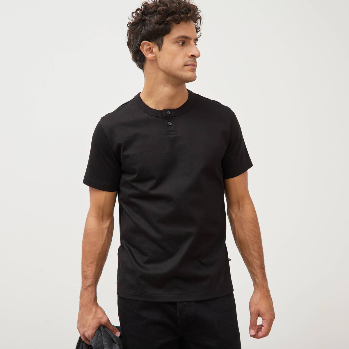 T-shirt col mao manches courtes en coton noir homme