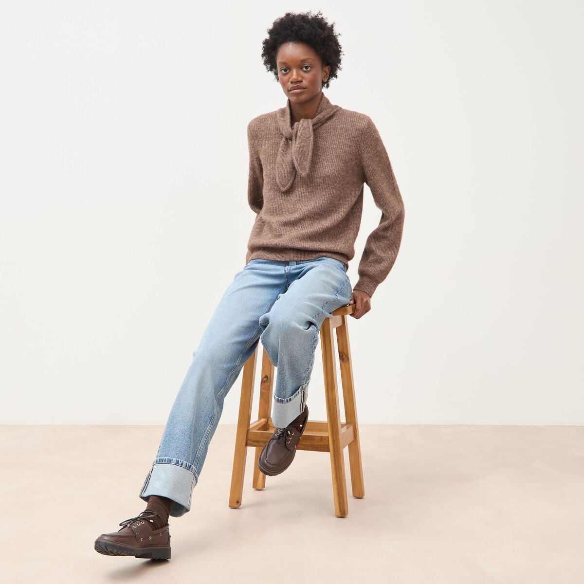 Pull droit col rond manches longues marron femme