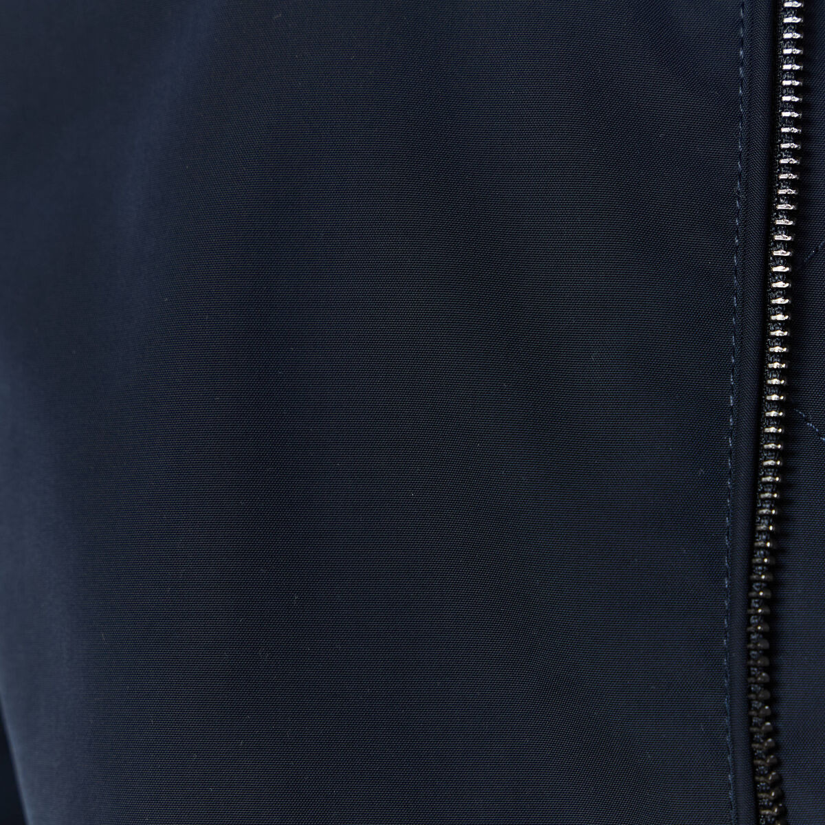 Blouson court manches longues doubl&eacute; bleu marine homme
