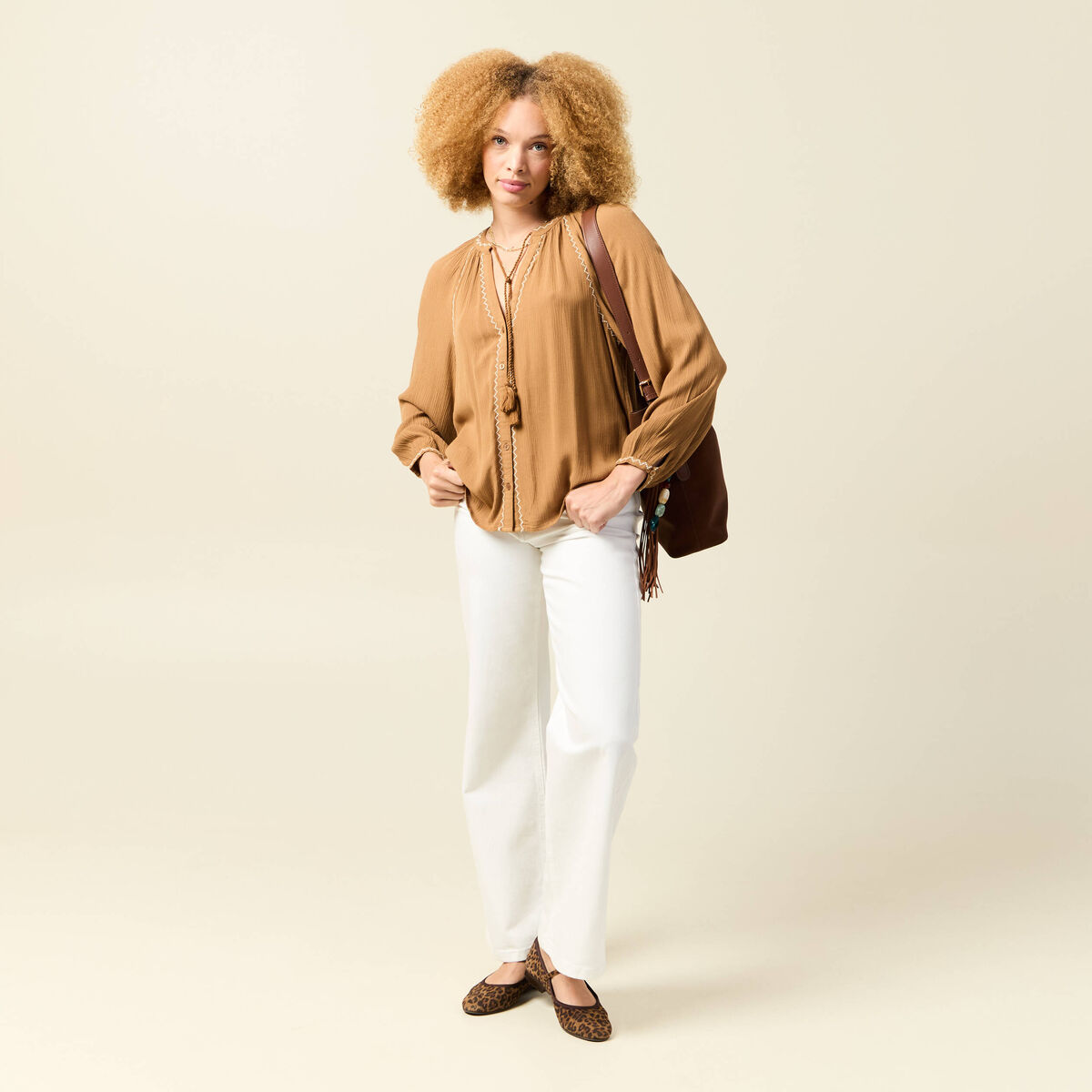 Chemise manches longues col tunisien marron clair femme