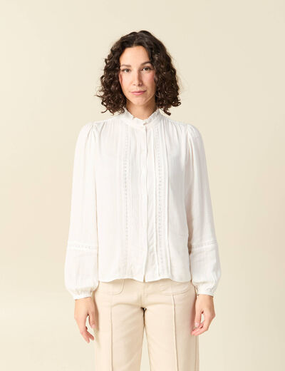 Blouse droite courte d&eacute;tail dentelle creme femme