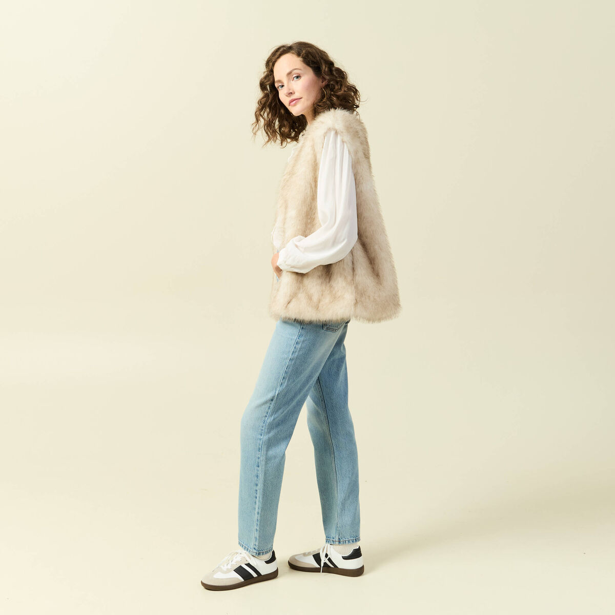 Gilet col tailleur manches longues creme femme