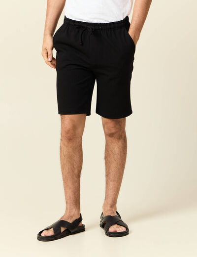 Short droit avec cordon noir homme