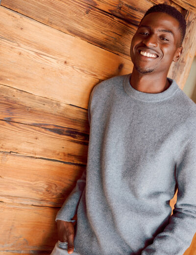 Pull manches longues col rond bleu gris homme