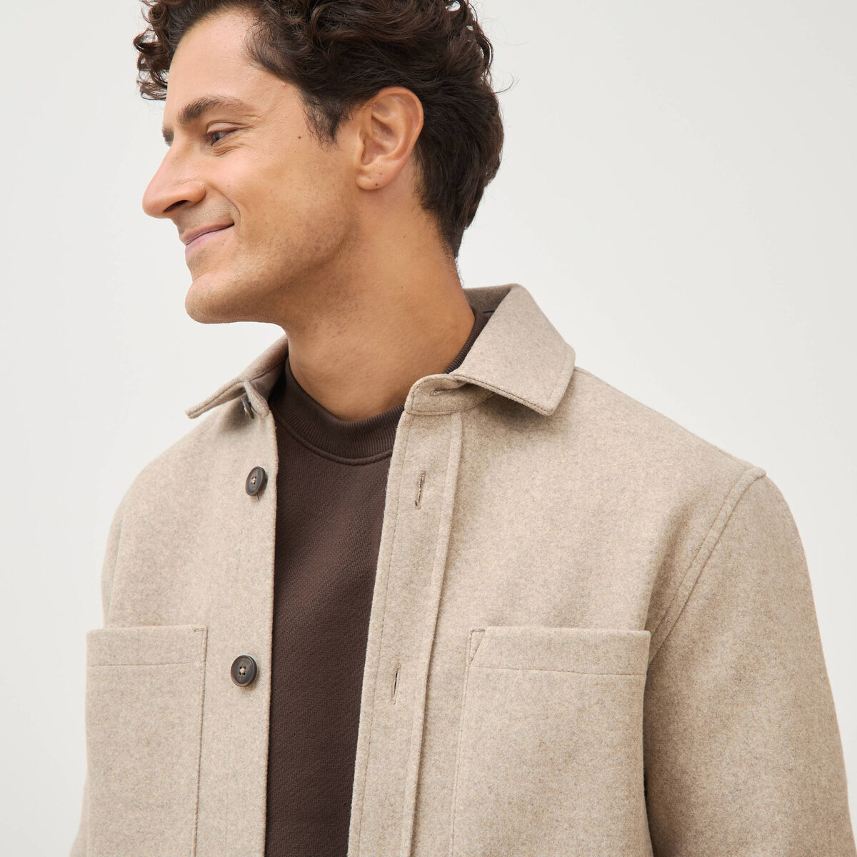 Surchemise boutonn&eacute;e beige homme