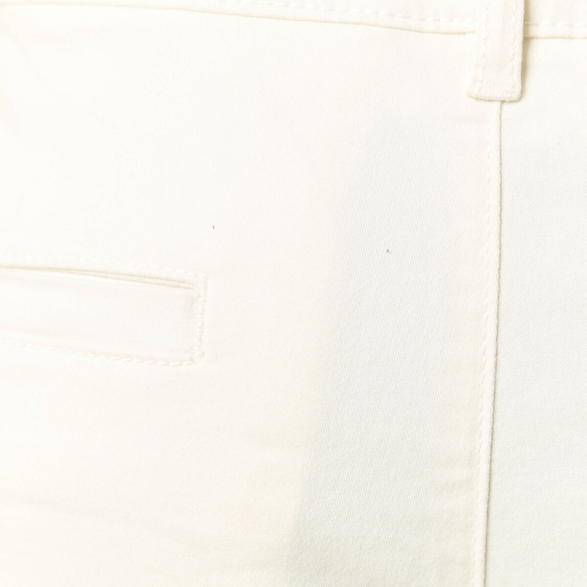 Bermuda droit avec pinces ecru homme