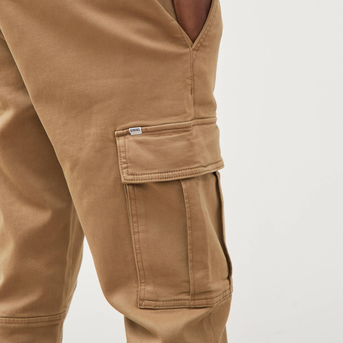 Pantalon battle bas resserr&eacute; vert kaki homme