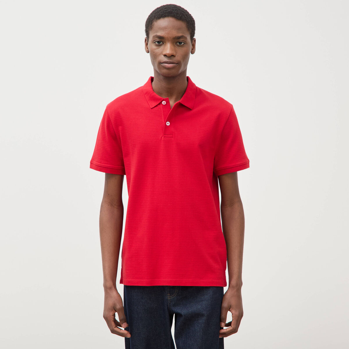 Polo cintr&eacute; en coton manches courtes rouge homme