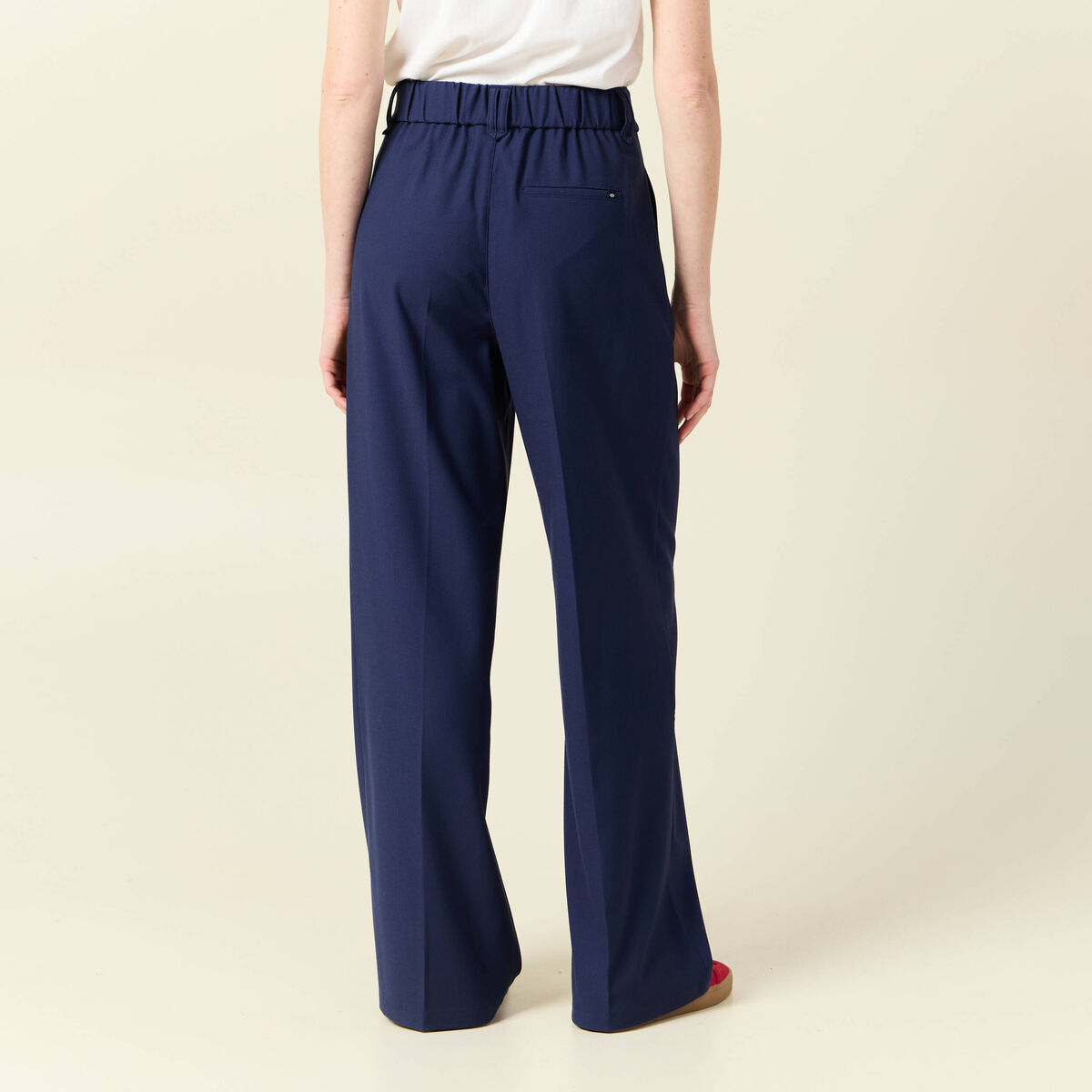 Pantalon city large à pinces bleu marine femme