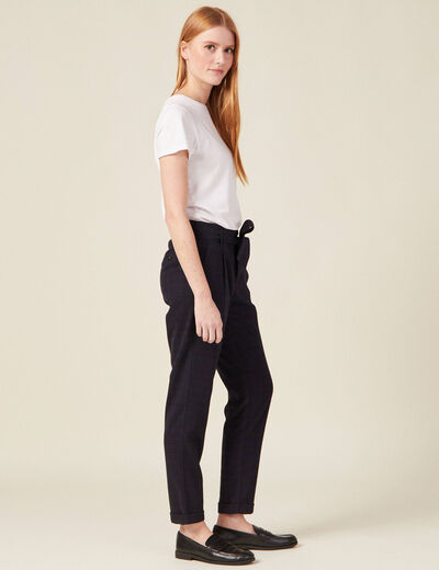 Pantalon carotte ceinturé bleu marine femme