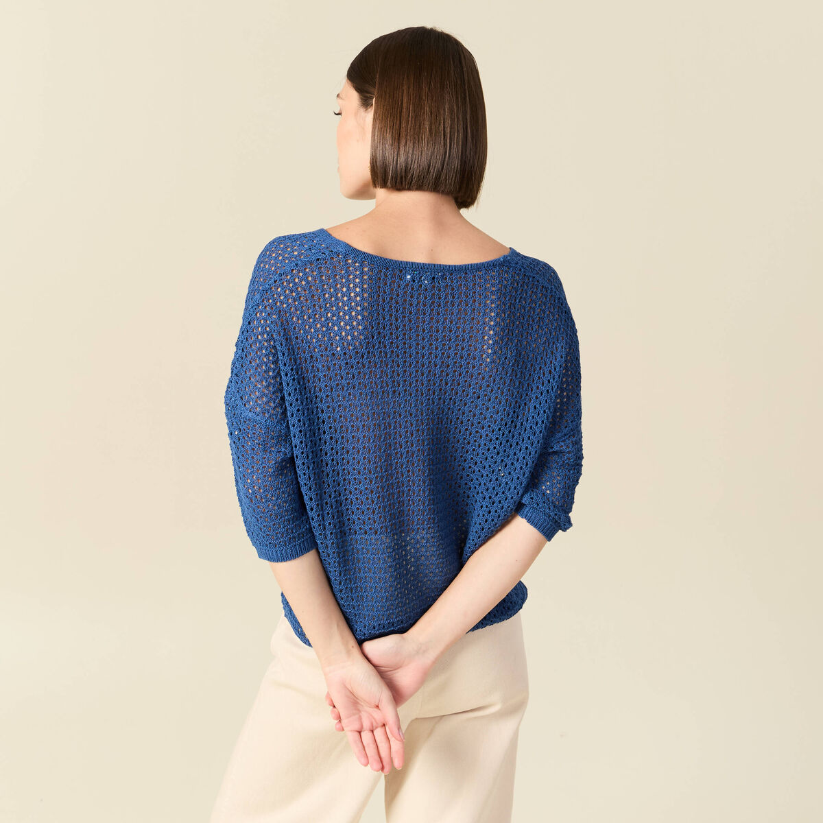 Pull ajour&eacute; col v manches 3/4 bleu marine femme
