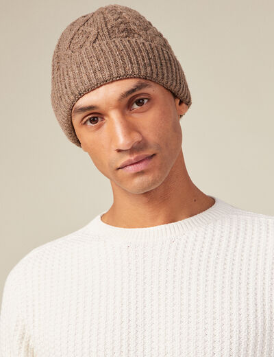 Bonnet tricoté à torsades marron foncé homme