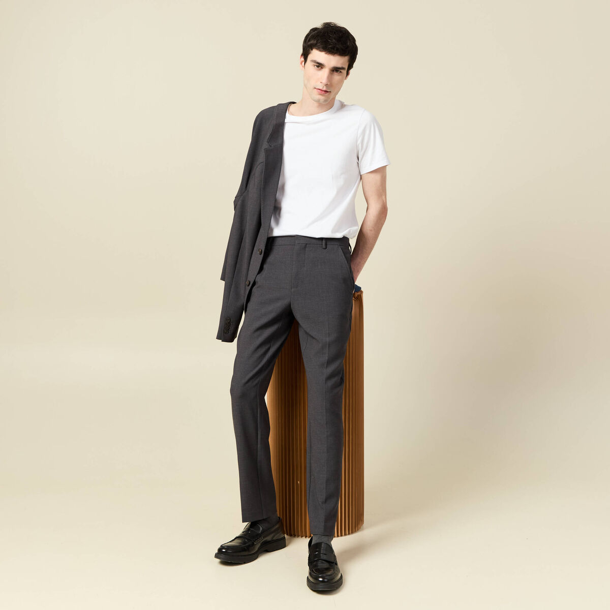Pantalon slim cigarette gris fonc&eacute; homme