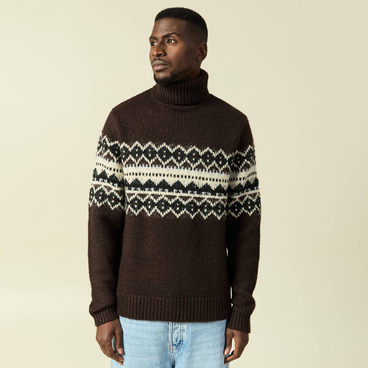 Pull moyenne maille col rond sable homme