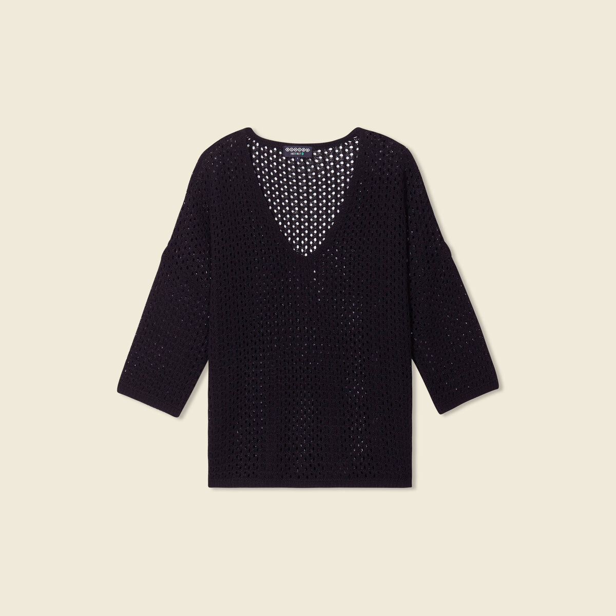Pull ajour&eacute; col v manches 3/4 noir femme
