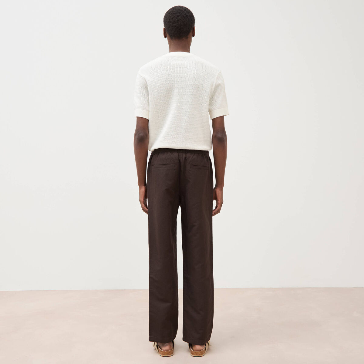 Pantalon coupe straight marron fonc&eacute; homme