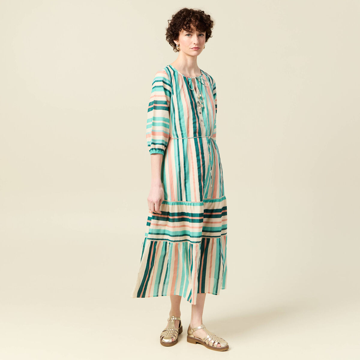 Robe longue évasée noeuds blanc femme