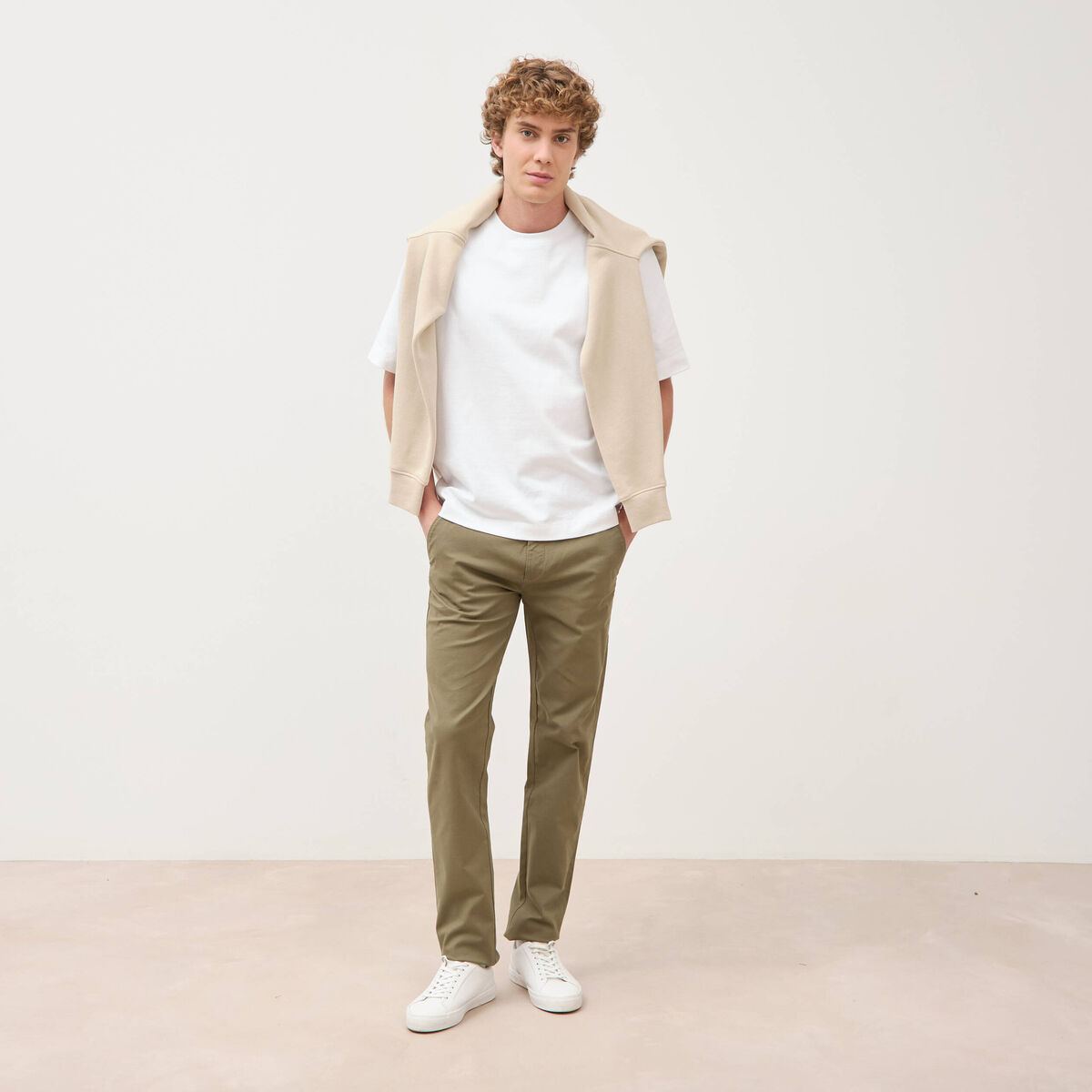 Pantalon chino slim taupe homme