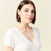 T-shirt ajusté col V manches courtes ecru femme