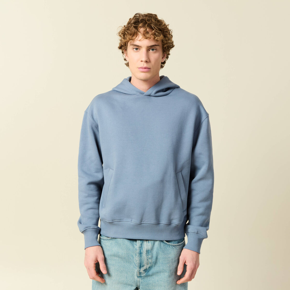 Sweat &agrave; capuche manches longues bleu gris homme