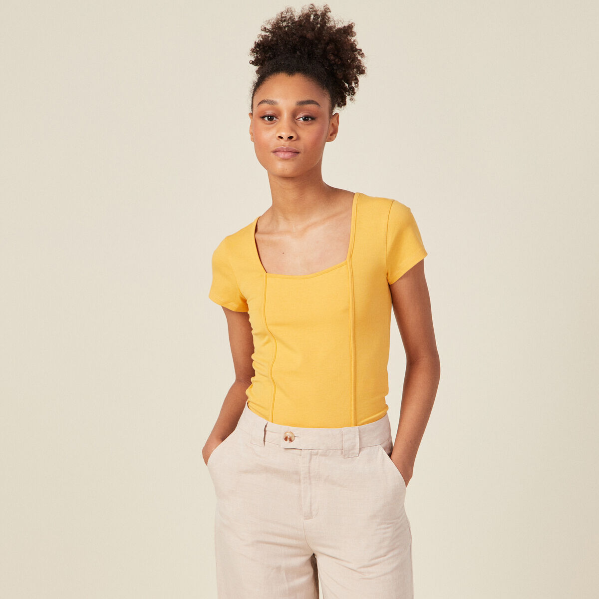 T-shirt manches courtes jaune femme