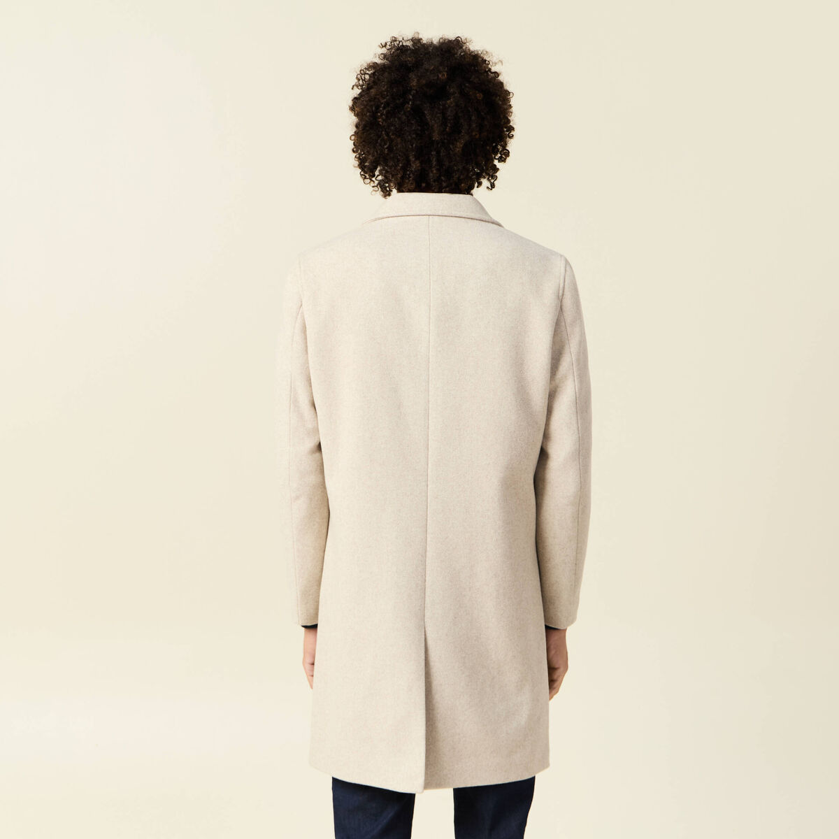 Manteau long boutonné beige homme