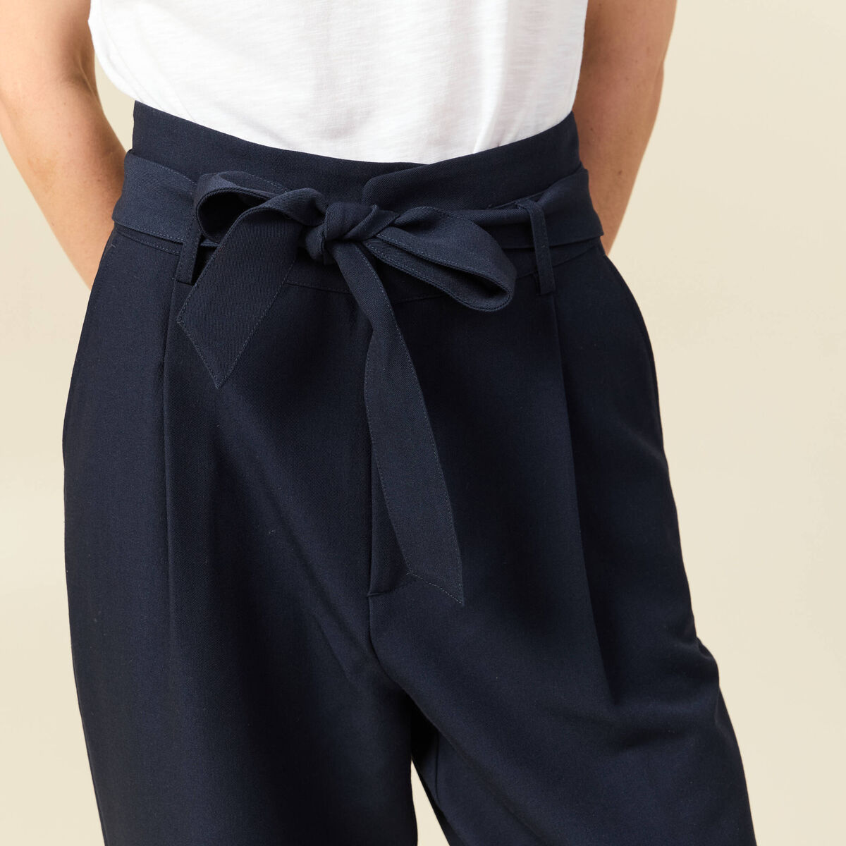 Pantalon carotte taille haute bleu marine femme
