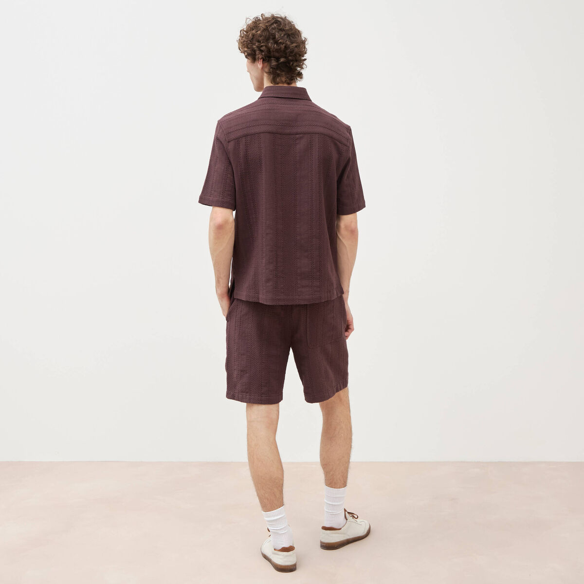 Chemise boyfriend manches courtes marron fonc&eacute; homme