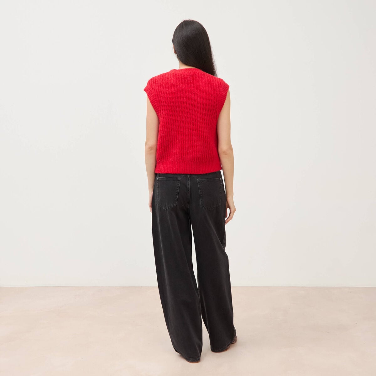 Pull droit sans manches col rond rouge femme