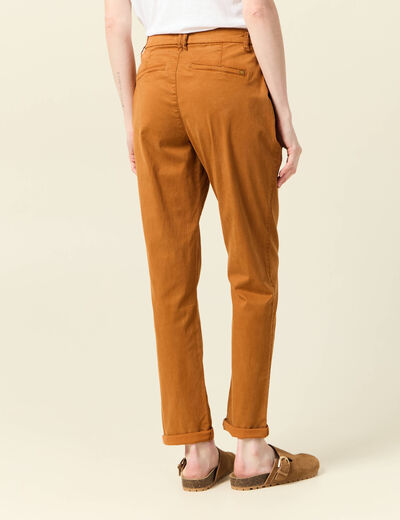 Pantalon chino cigarette marron femme