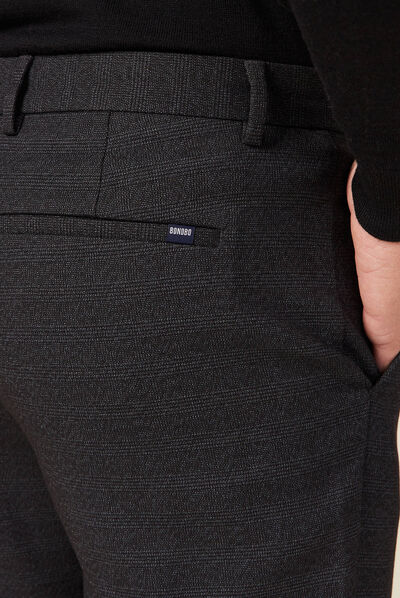 Pantalon chino tapered noir homme