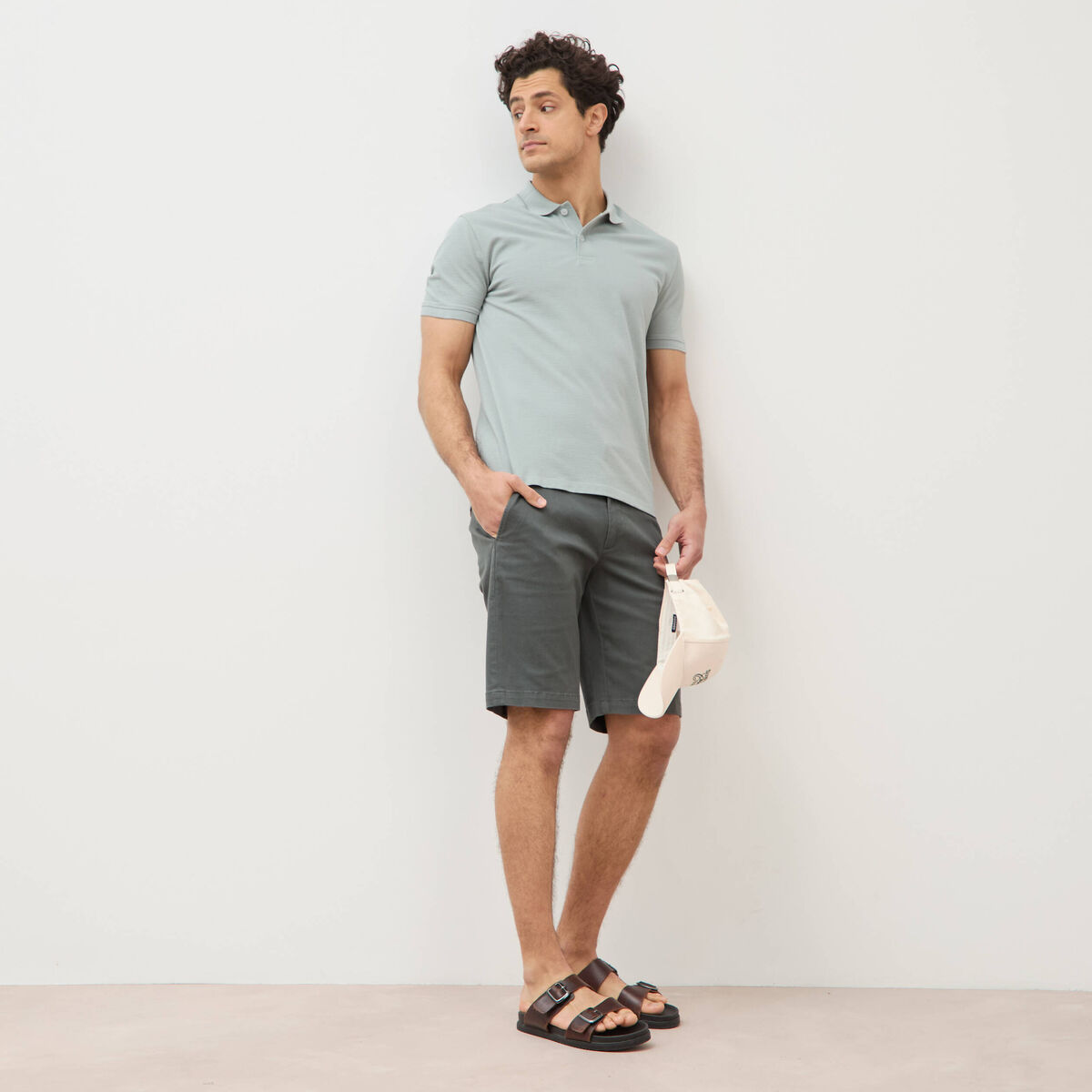 Polo cintr&eacute; en coton manches courtes vert clair homme