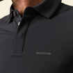 Polo cintr&eacute; manches courtes col polo noir homme
