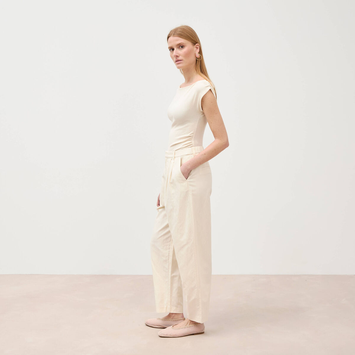 Pantalon barrel coupe loose taille haute ecru femme