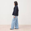 Trench droit court col montant bleu fonc&eacute; femme