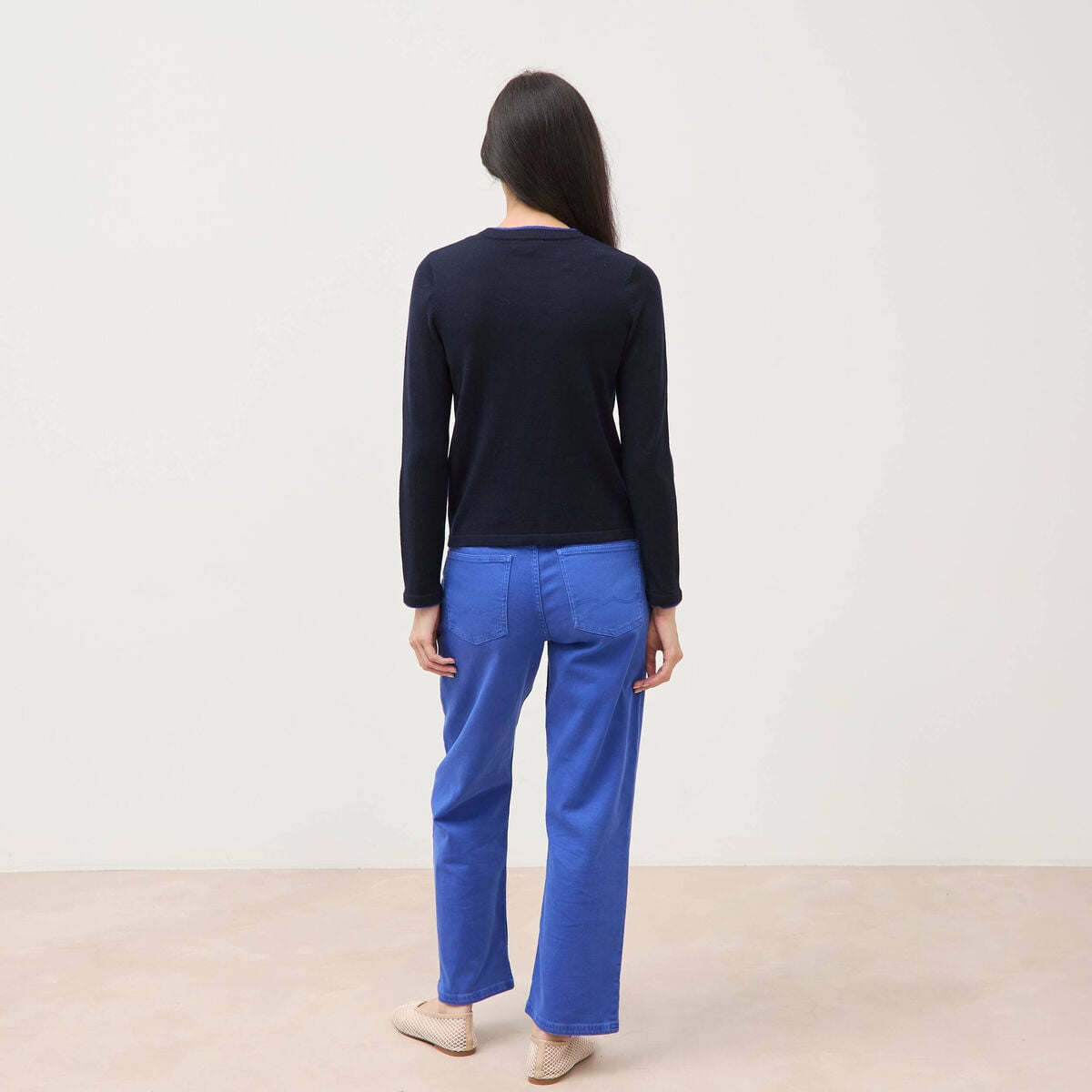 Pull fin col rond manches longues bleu fonc&eacute; femme