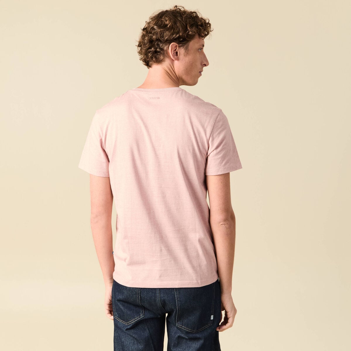 T-shirt cintr&eacute; col rond manches courtes vieux rose homme