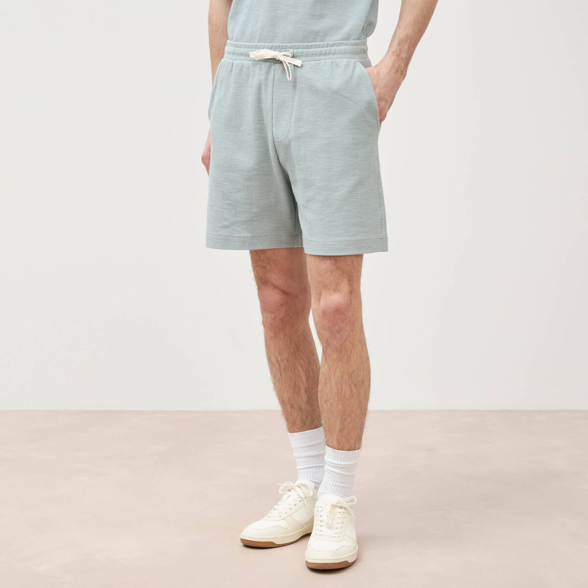 Short droit avec cordon vert clair homme
