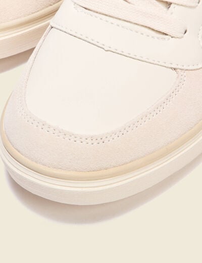 Baskets basses plates ecru homme