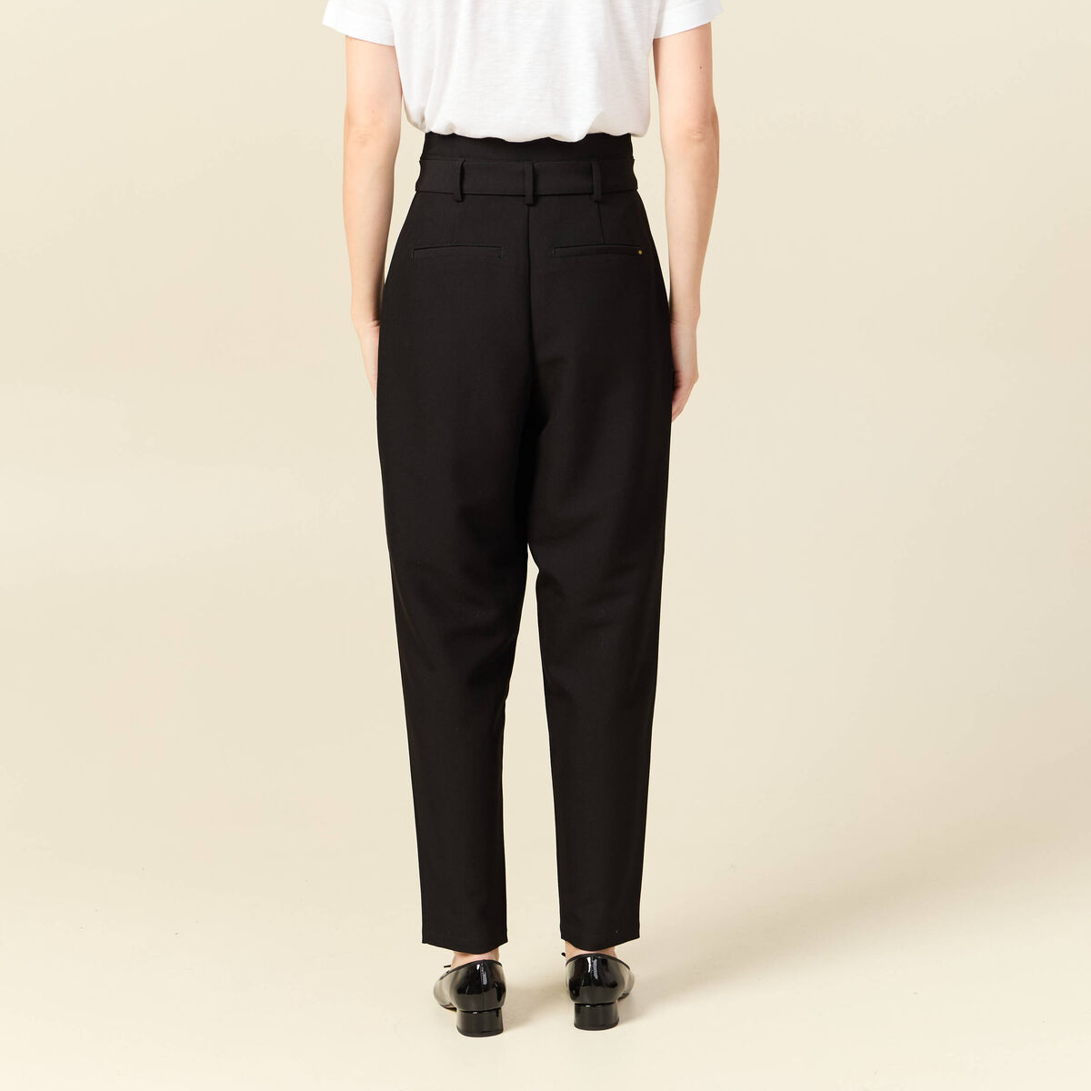 Pantalon carotte taille haute noir femme
