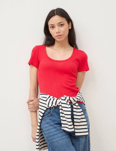 T-shirt ajust&eacute; col rond manches courtes rouge femme